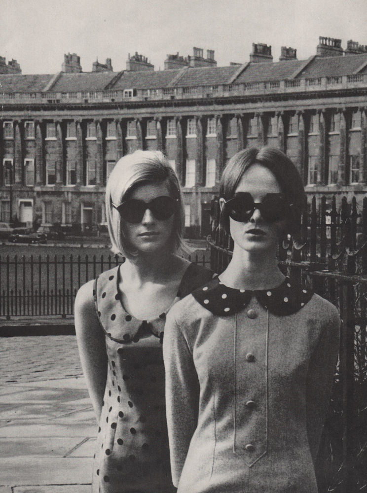 The beauties of Bath. David Bailey. Fashion. BRITISH VOGUE 1963 old print